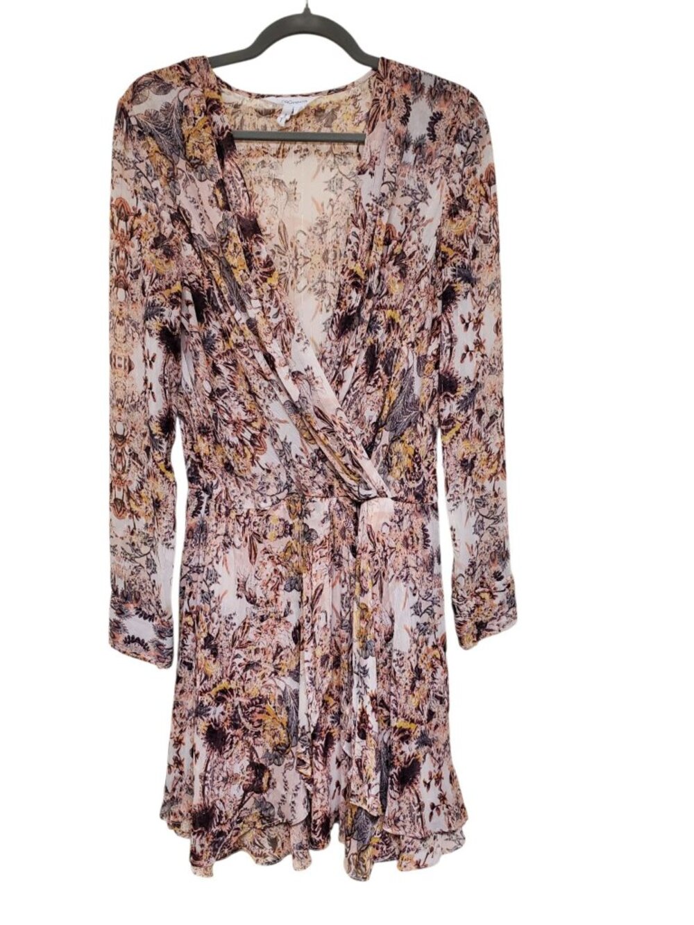 BCBGeneration Pale Pink Metallic Gold Floral Deep V Boho Fairycore Dress Size L